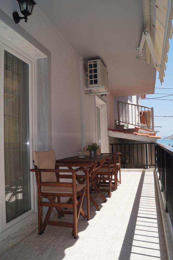 Eleni Rooms Pefkohori Exterior photo