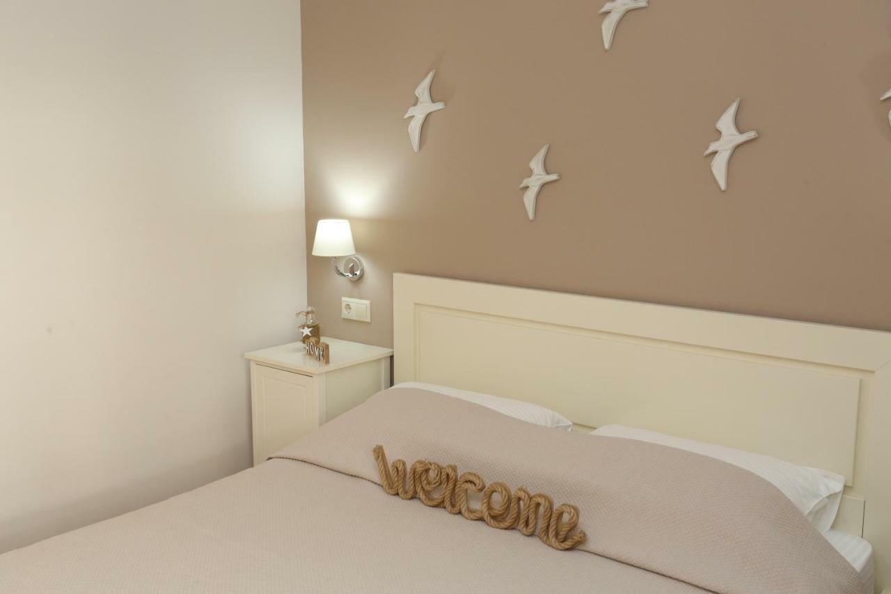 Eleni Rooms Pefkohori Exterior photo